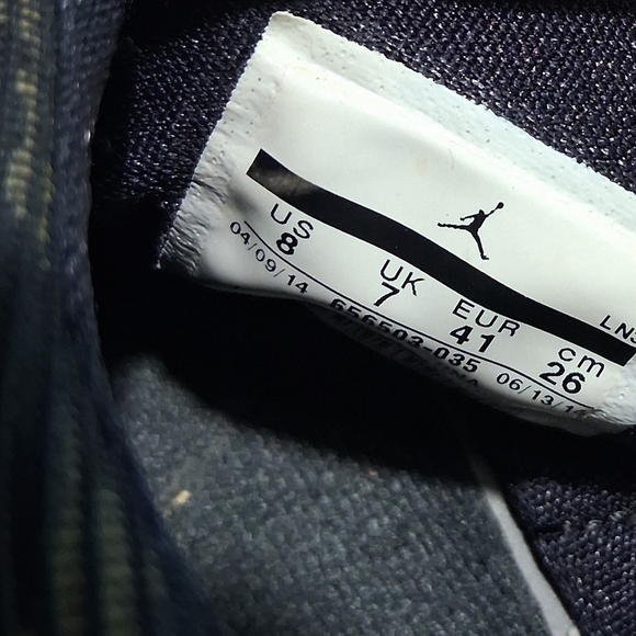 Jordan Black Textured Men's Athletic Shoes - Picture 7 of 8